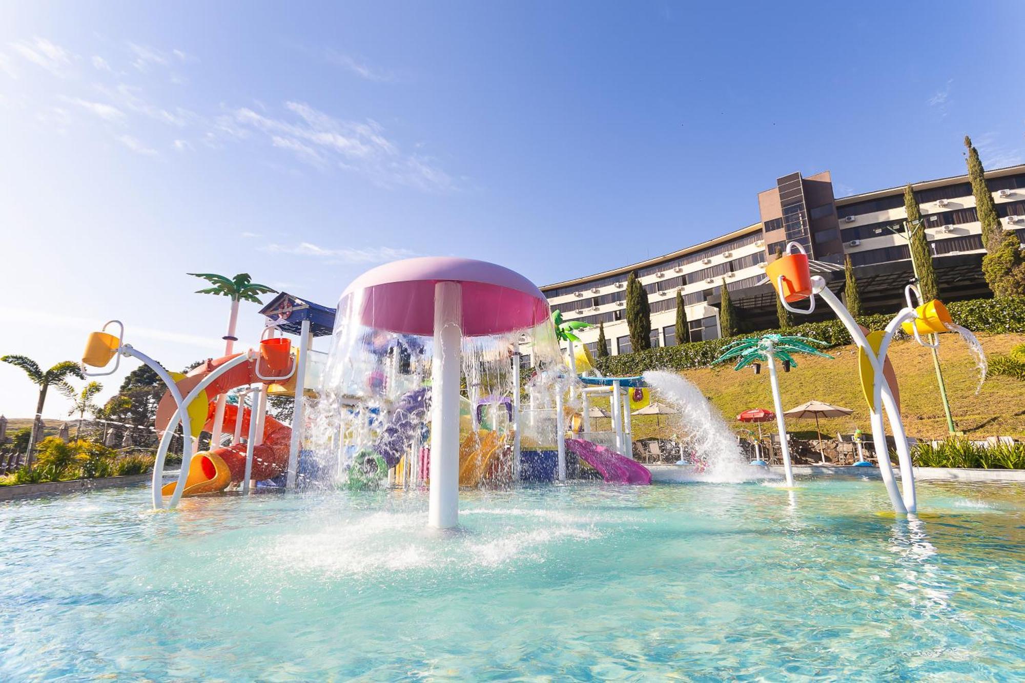 Hotel Golden Park All Inclusive Pocos De Caldas By Nacional Inn Εξωτερικό φωτογραφία The water park at the hotel