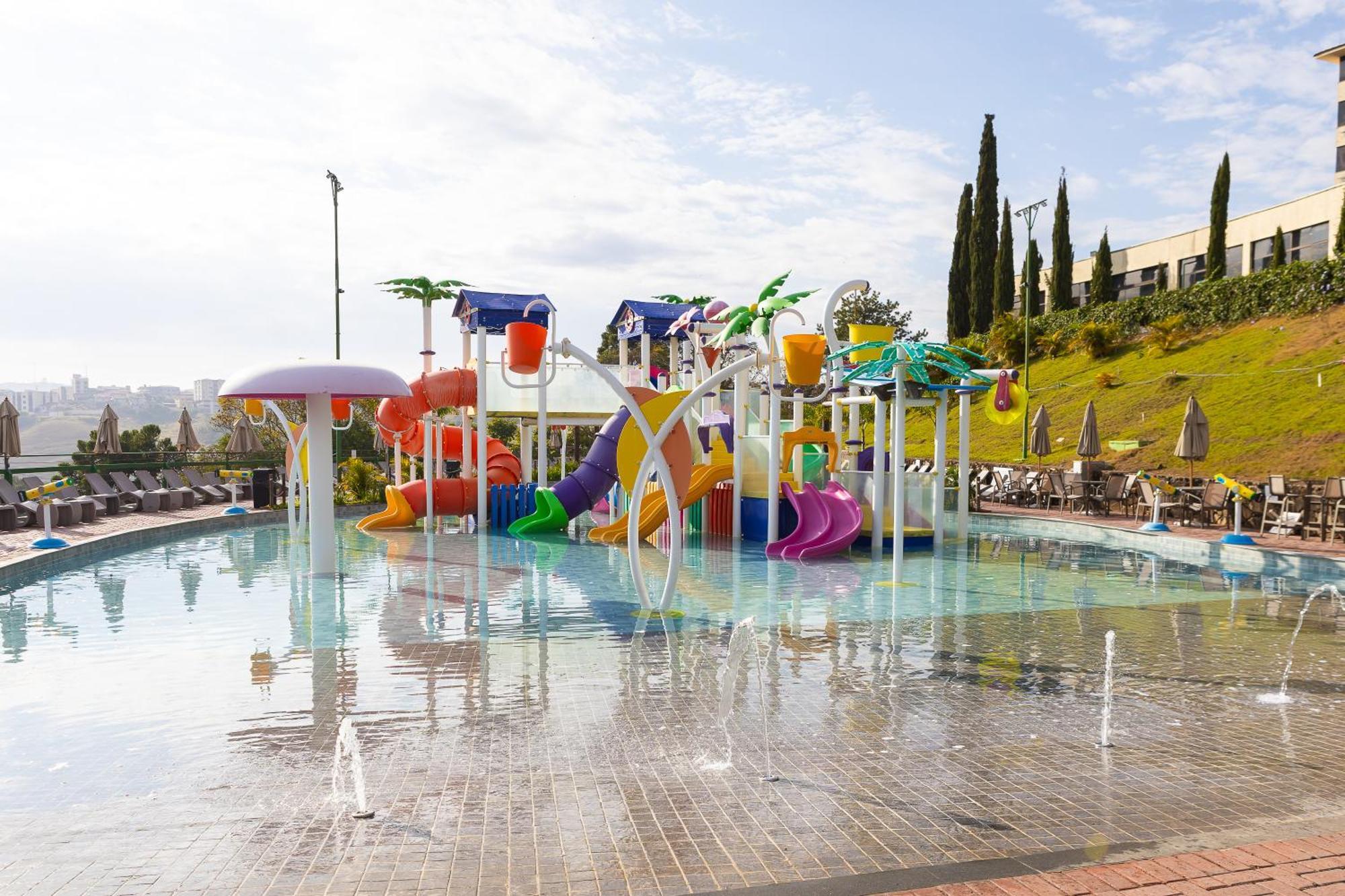 Hotel Golden Park All Inclusive Pocos De Caldas By Nacional Inn Εξωτερικό φωτογραφία Water park